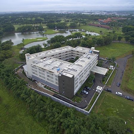 Treepark Serviced Apartment Karawang Eksteriør bilde