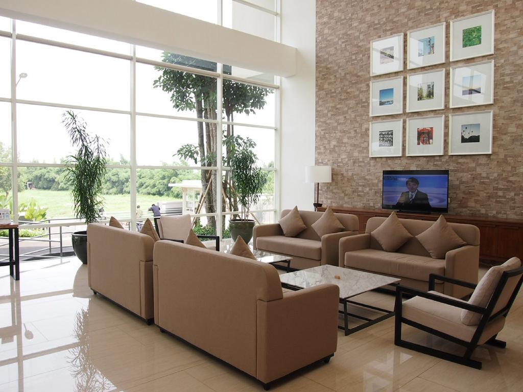 Treepark Serviced Apartment Karawang Eksteriør bilde