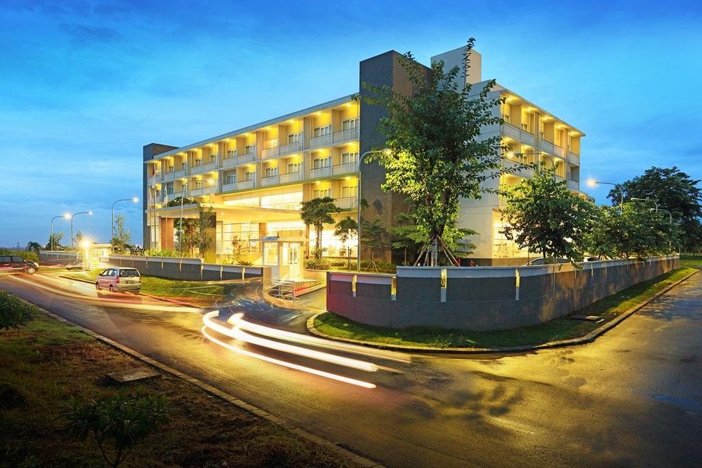 Treepark Serviced Apartment Karawang Eksteriør bilde